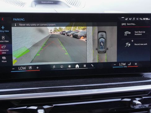 Used 2024 BMW X7 M60i w/ Executive Package AWD/4WD image 27
