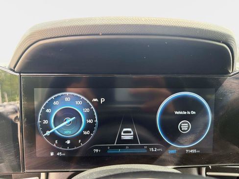 Used 2023 Hyundai Elantra Limited image 26