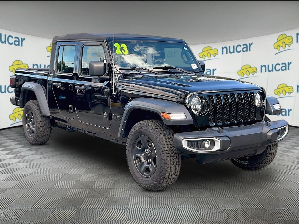 Used 2023 Jeep Gladiator Sport AWD/4WD image 1
