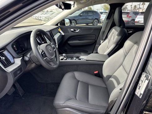 New 2025 Volvo XC60 B5 Plus w/ Climate Package PRO image 10