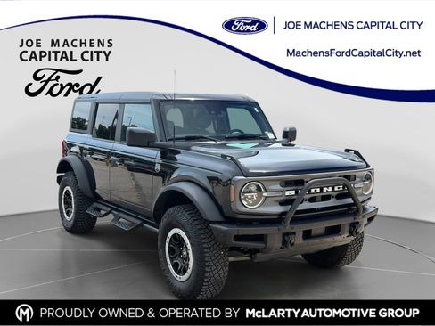 Used 2023 Ford Bronco Big Bend w/ Sasquatch Package AWD/4WD image 1
