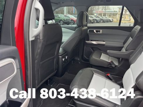 Used 2024 Ford Explorer XLT w/ Equipment Group 202A image 11