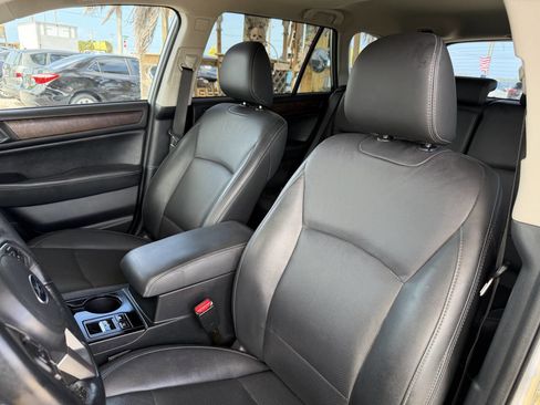 Used 2016 Subaru Outback 2.5i Limited image 12