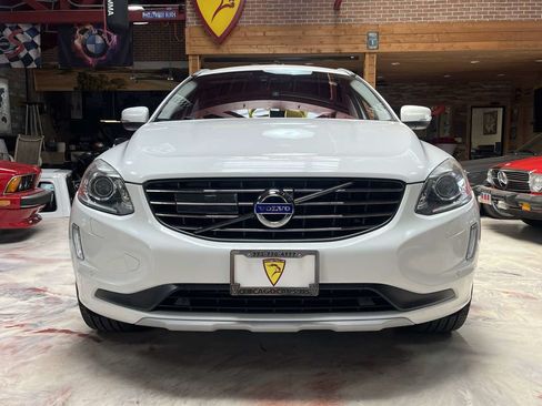 Used 2016 Volvo XC60 T6 Platinum AWD/4WD image 3