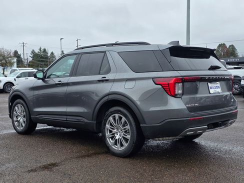 New 2026 Ford Explorer Active w/ Active Comfort Package image 32