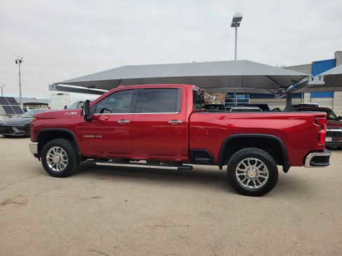 Used 2024 Chevrolet Silverado 2500 LTZ w/ LTZ Convenience Package image 3