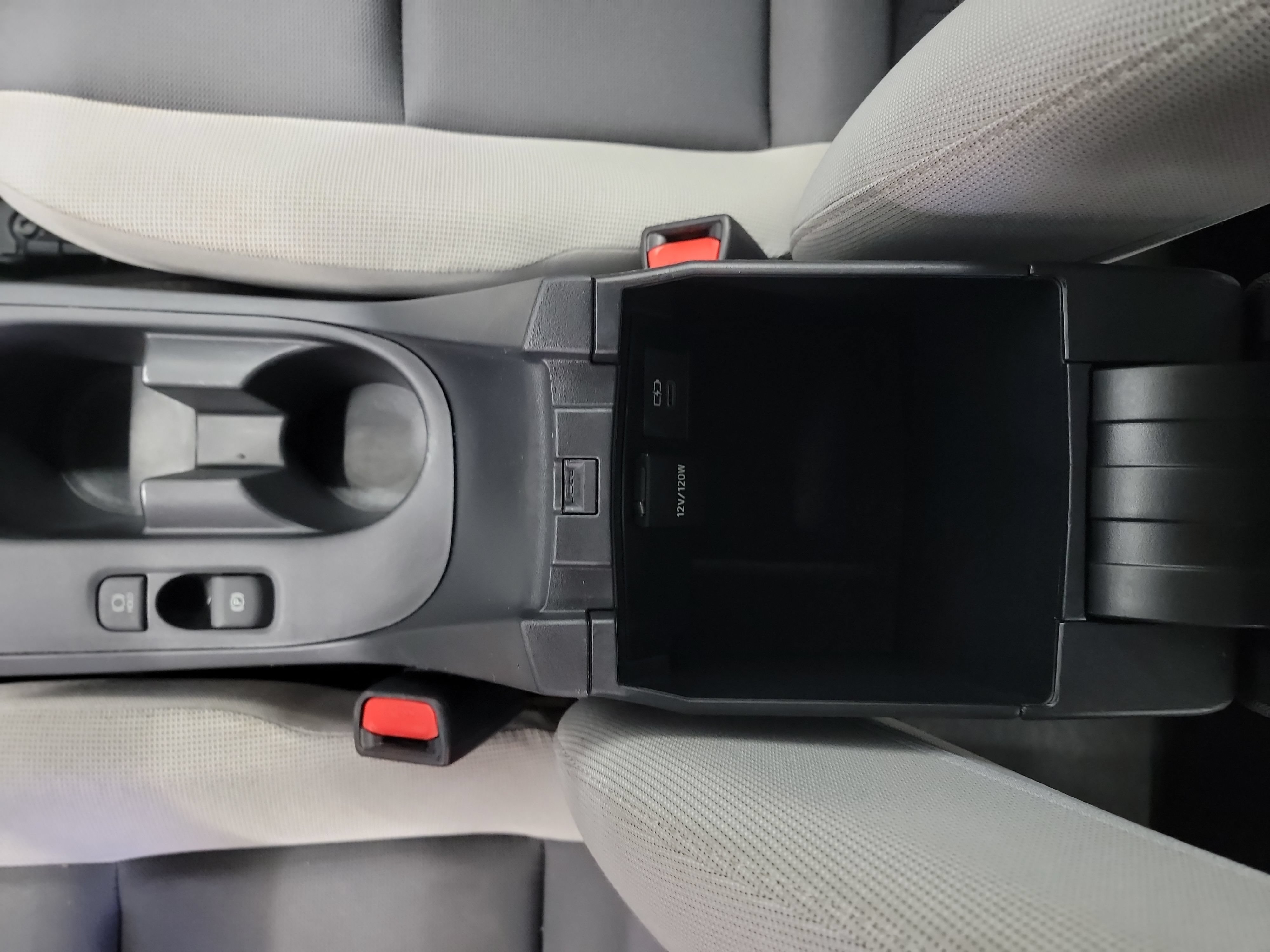 Used 2024 Toyota Corolla LE FWD image 19