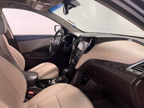 Used 2017 Hyundai Santa Fe Sport w/ 2.4L Tech Package 04 image 11