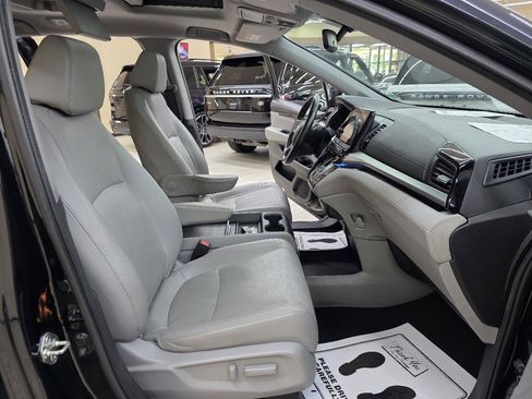 Used 2018 Honda Odyssey Elite image 21