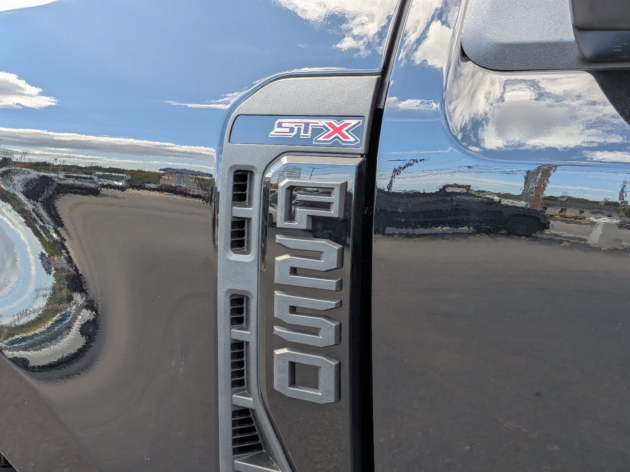 New 2027 Ford F250 XL w/ STX Appearance Package AWD/4WD image 11