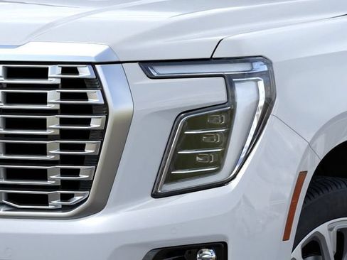 New 2026 GMC Yukon Denali w/ Sun & Power Step Package AWD/4WD image 10