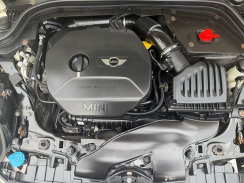 Used 2018 MINI Cooper 2-Door Hardtop FWD image 37
