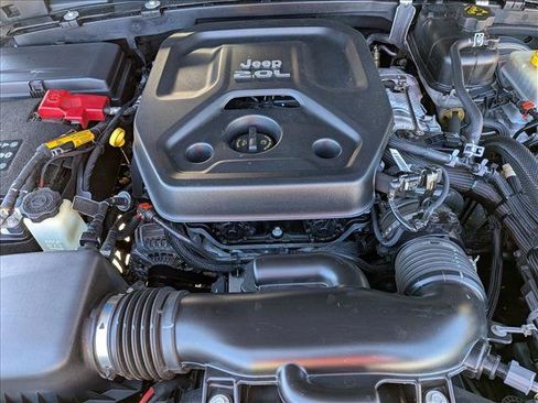 Used 2021 Jeep Wrangler Unlimited Rubicon AWD/4WD image 22
