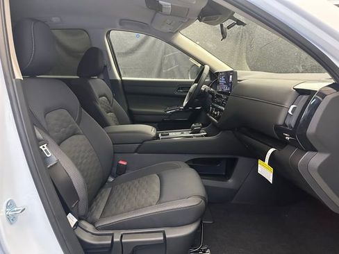 New 2026 Nissan Pathfinder SV AWD/4WD image 14
