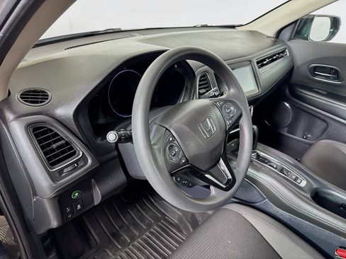 Used 2022 Honda HR-V EX image 9