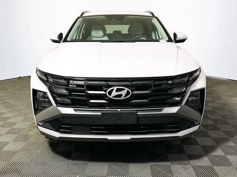 Used 2025 Hyundai Tucson SEL FWD image 3