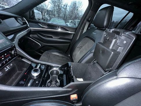 Used 2022 Jeep Grand Cherokee Trailhawk image 25