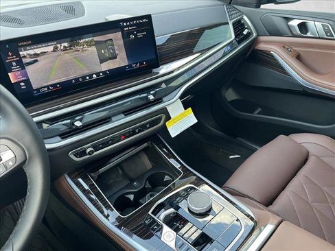 Used 2025 BMW X5 sDrive40i w/ Parking Assistance Package image 15