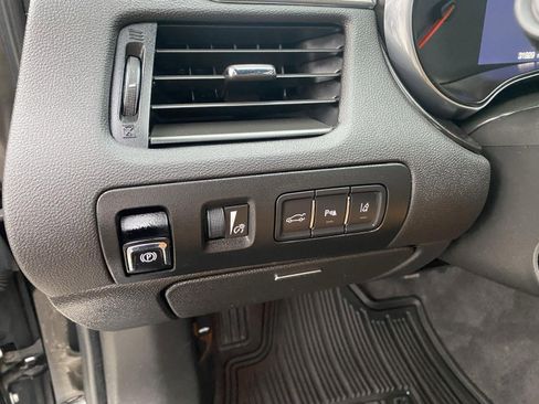 Used 2014 Chevrolet Impala LTZ image 40