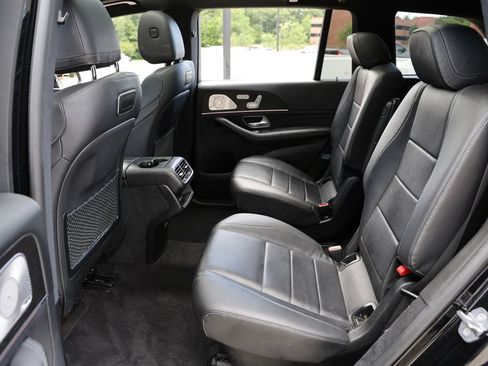 Used 2020 Mercedes-Benz GLS 450 4MATIC image 18