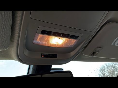 Used 2021 Chevrolet Colorado Z71 w/ Safety Package image 17