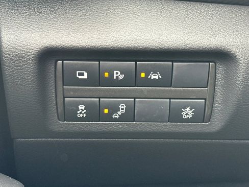 Used 2021 Nissan Kicks S FWD image 29
