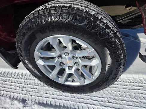 Used 2023 Chevrolet Silverado 1500 LT image 40