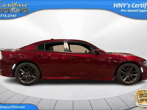 Used 2019 Dodge Charger Scat Pack w/ Plus Group RWD image 5