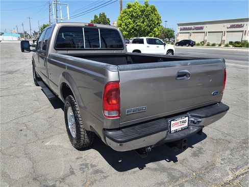 Used 2005 Ford F250 XL RWD image 16