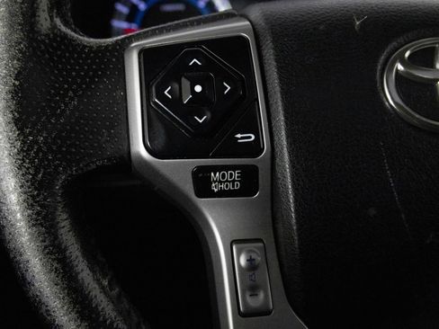 Used 2014 Toyota 4Runner Limited image 28