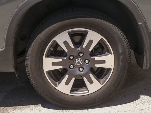 Used 2017 Honda Ridgeline RTL image 6