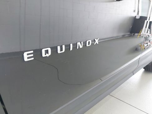 Used 2023 Chevrolet Equinox LT image 32