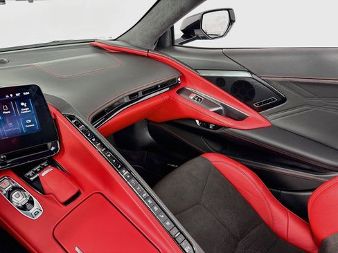 Used 2025 Chevrolet Corvette Z06 w/ Z07 Performance Package RWD image 6