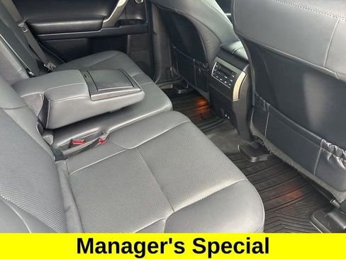 Used 2023 Lexus GX 460 Premium image 39