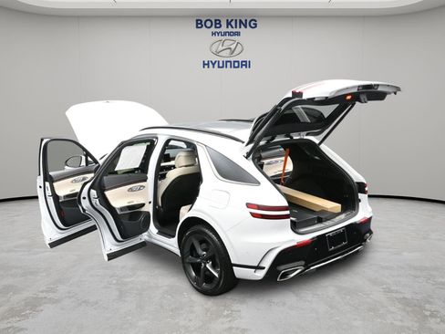 New 2026 Genesis GV70 3.5T Sport Prestige AWD/4WD image 15