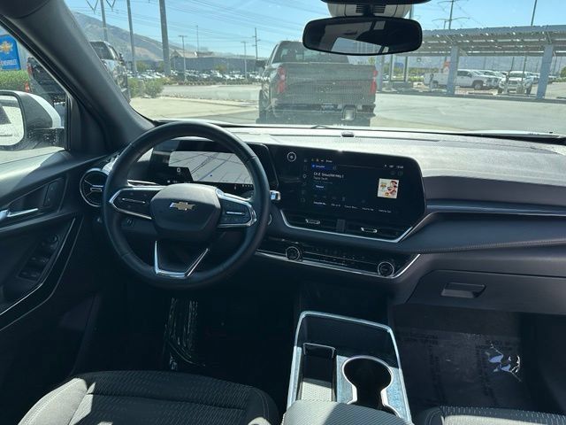 Certified 2025 Chevrolet Equinox LT AWD/4WD image 30