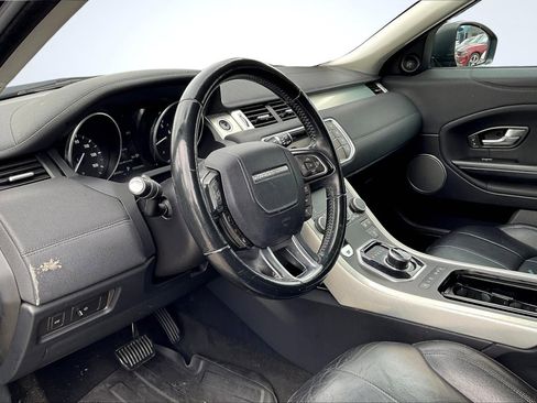 Used 2017 Land Rover Range Rover Evoque SE image 14