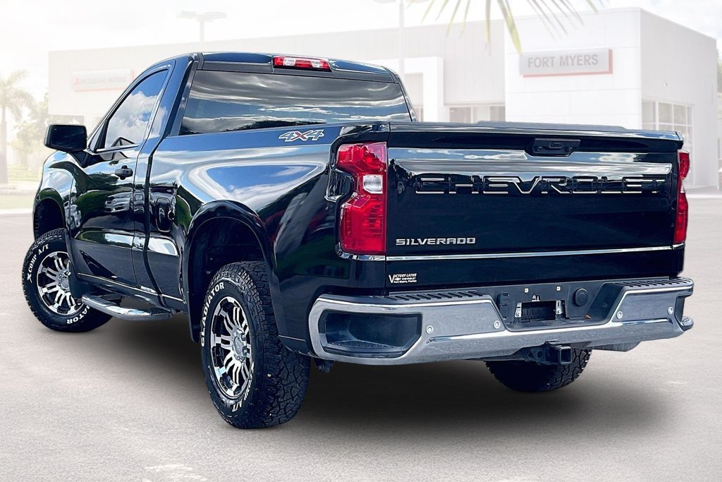 Used 2025 Chevrolet Silverado 1500 W/T w/ WT Safety Package AWD/4WD image 22