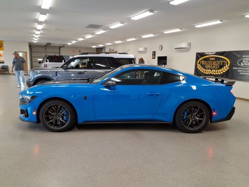 Used 2024 Ford Mustang Dark Horse RWD image 2