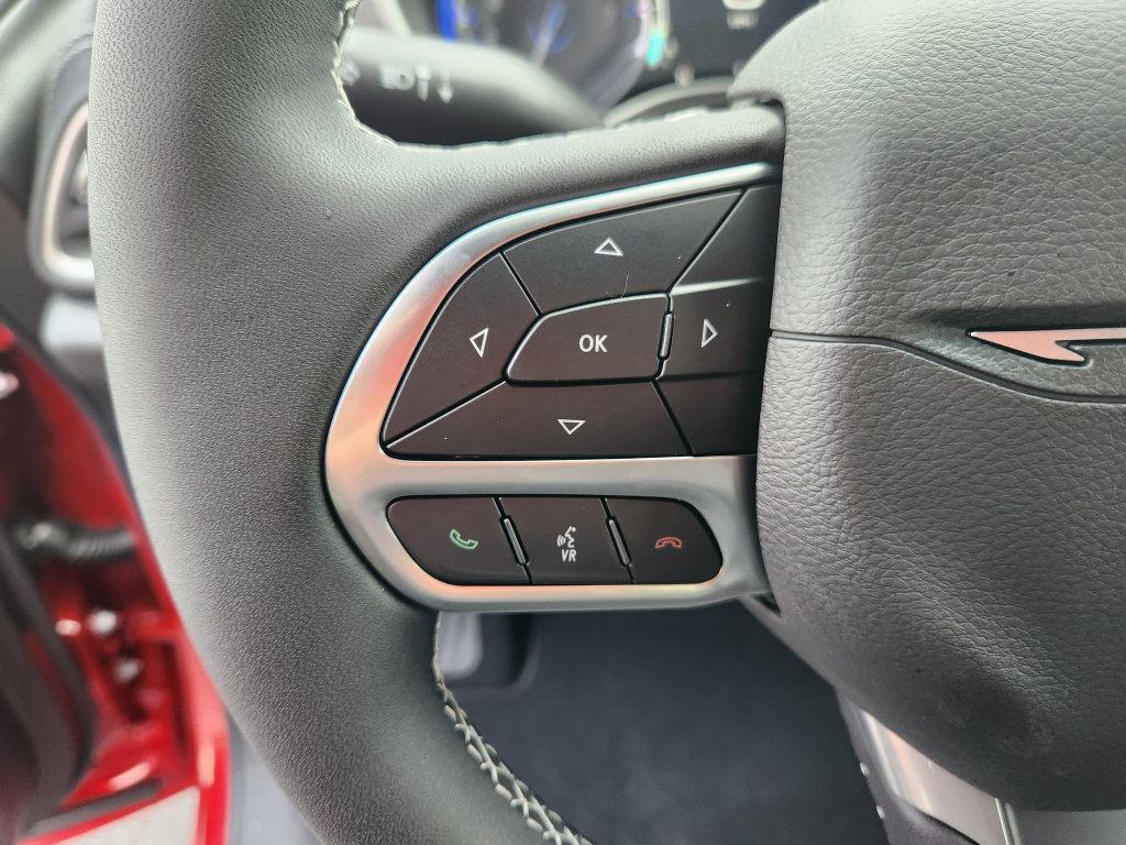 New 2027 Chrysler Pacifica Select FWD image 25