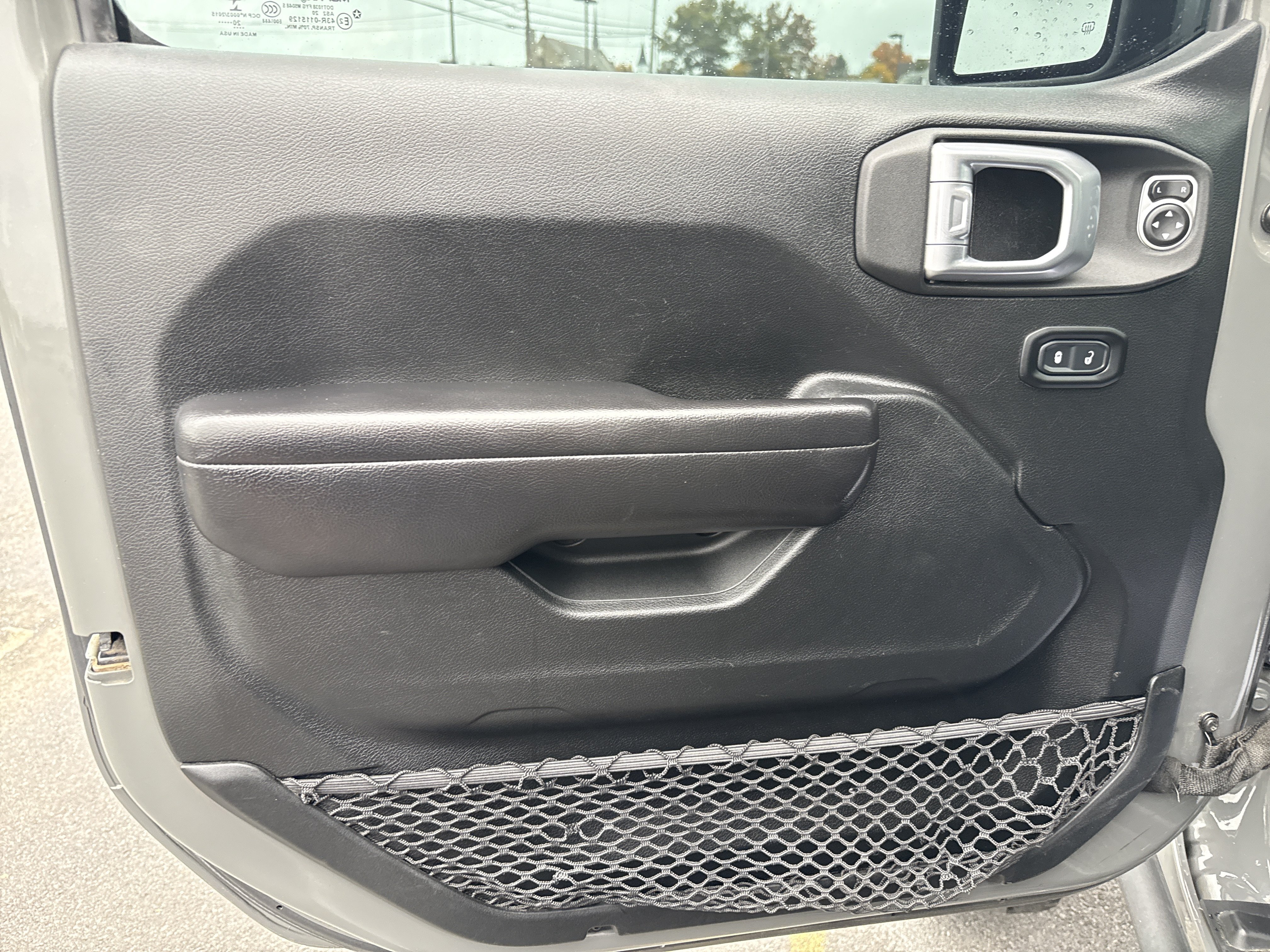 Used 2020 Jeep Gladiator Sport AWD/4WD image 18
