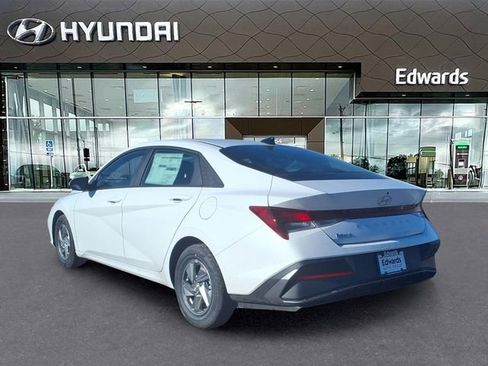 New 2026 Hyundai Elantra SE image 5