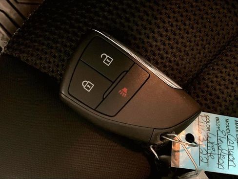 Used 2023 GMC Canyon Elevation w/ Trailering Package image 13