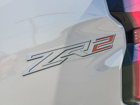 New 2026 Chevrolet Colorado ZR2 w/ Technology Package image 7