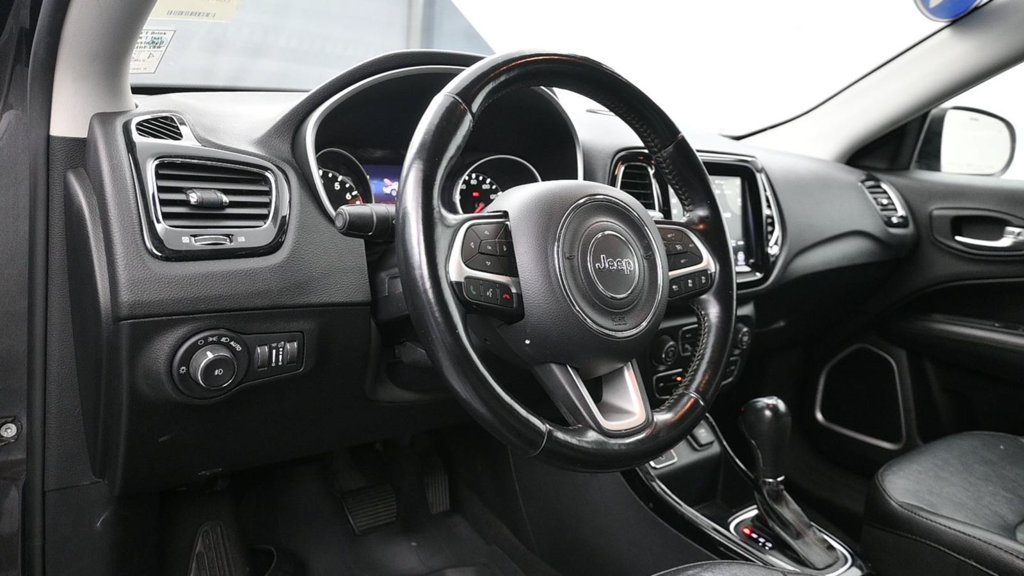 Used 2021 Jeep Compass Limited FWD image 11