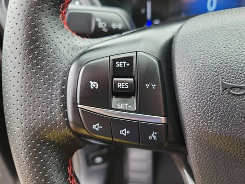 Used 2025 Ford Escape ST-Line Select AWD/4WD image 23