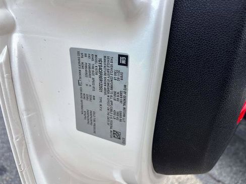 Used 2014 Cadillac Escalade Premium image 30