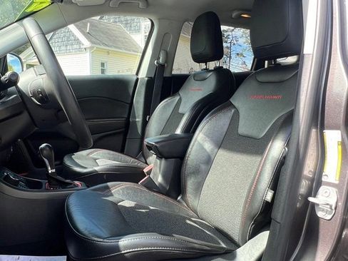 Used 2021 Jeep Compass Trailhawk image 10