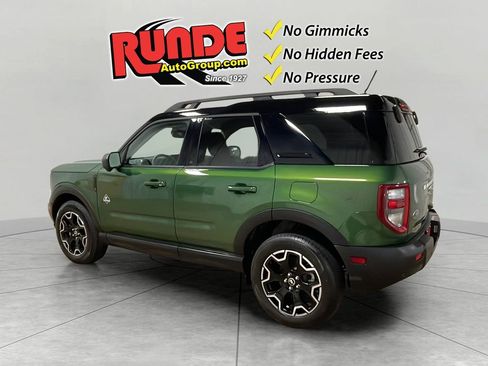 Used 2025 Ford Bronco Sport Outer Banks w/ Outer Banks Tech Package+ AWD/4WD image 3