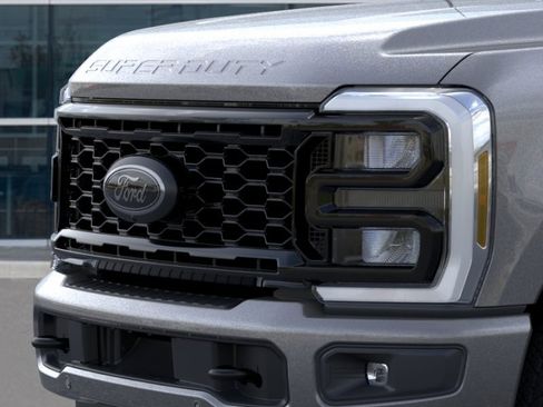 New 2026 Ford F250 Lariat w/ Black Appearance Package AWD/4WD image 19